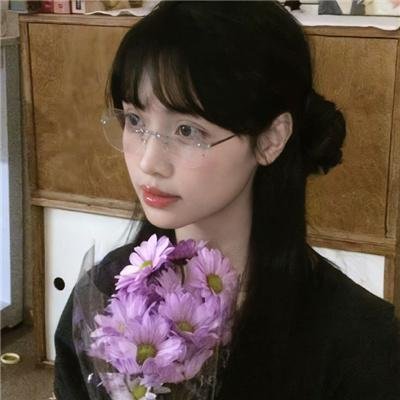 俏女小神探海报